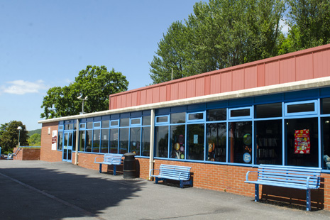 Llyfrgell Llantrisant