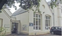 Llyfrgell Dinbych y Pysgod